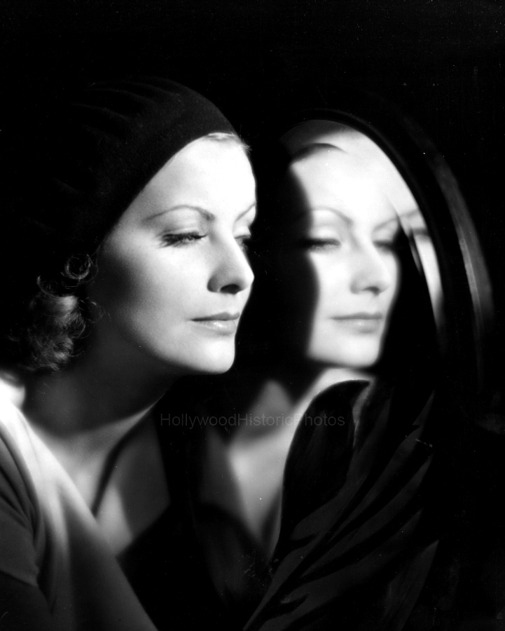 1930 Photo shoot wm.jpg